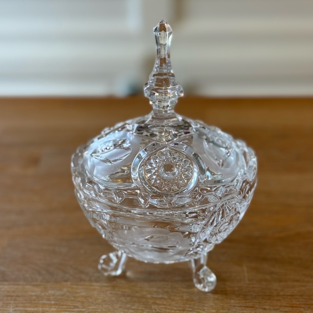 Vintage Crystal Footed Lidded Candy Dish Hobstar Pressed Glass Three Feet Finial